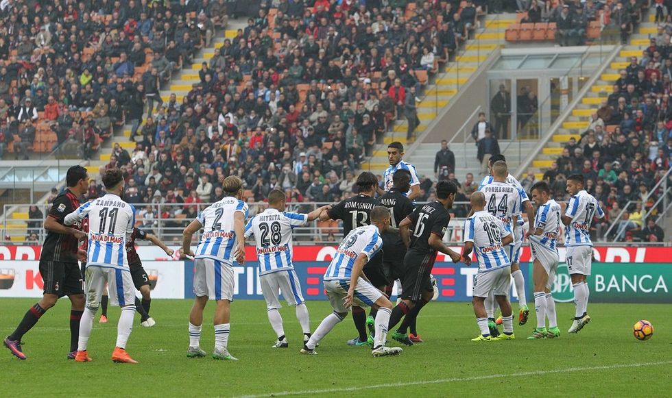 acmilanvpescaracalcioserie05pqbnvj8a0x