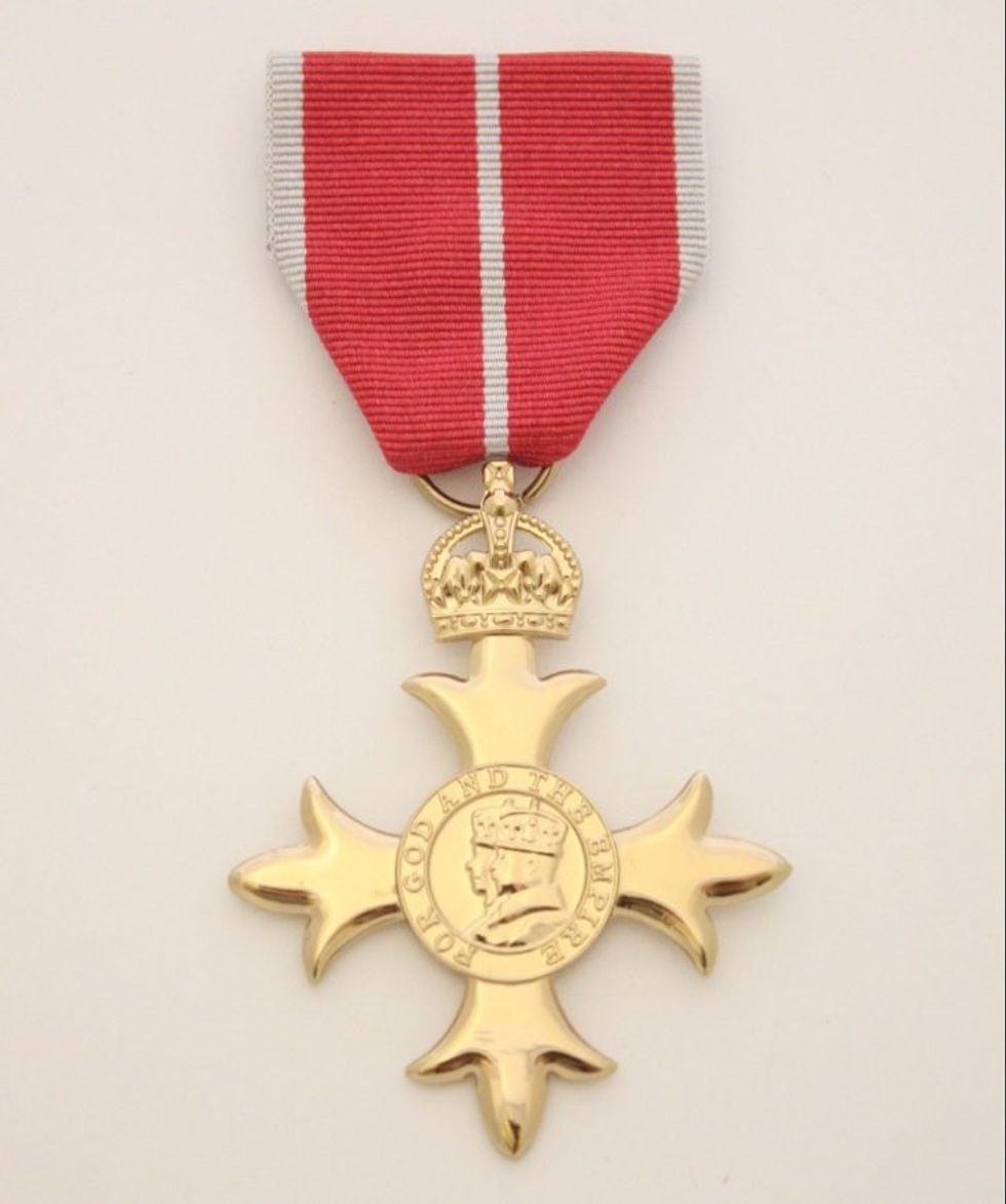 ad041341 b2bd 4ac8 ab03 5305dfa1db0a