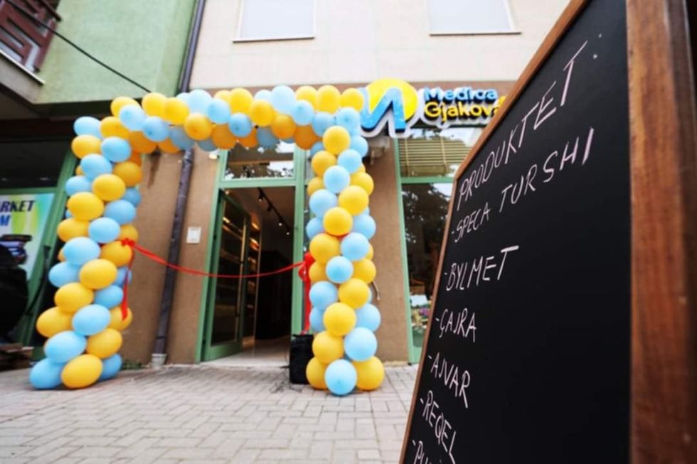 ad64b52c ab19 463e 8eb6 2931dd4af8ac