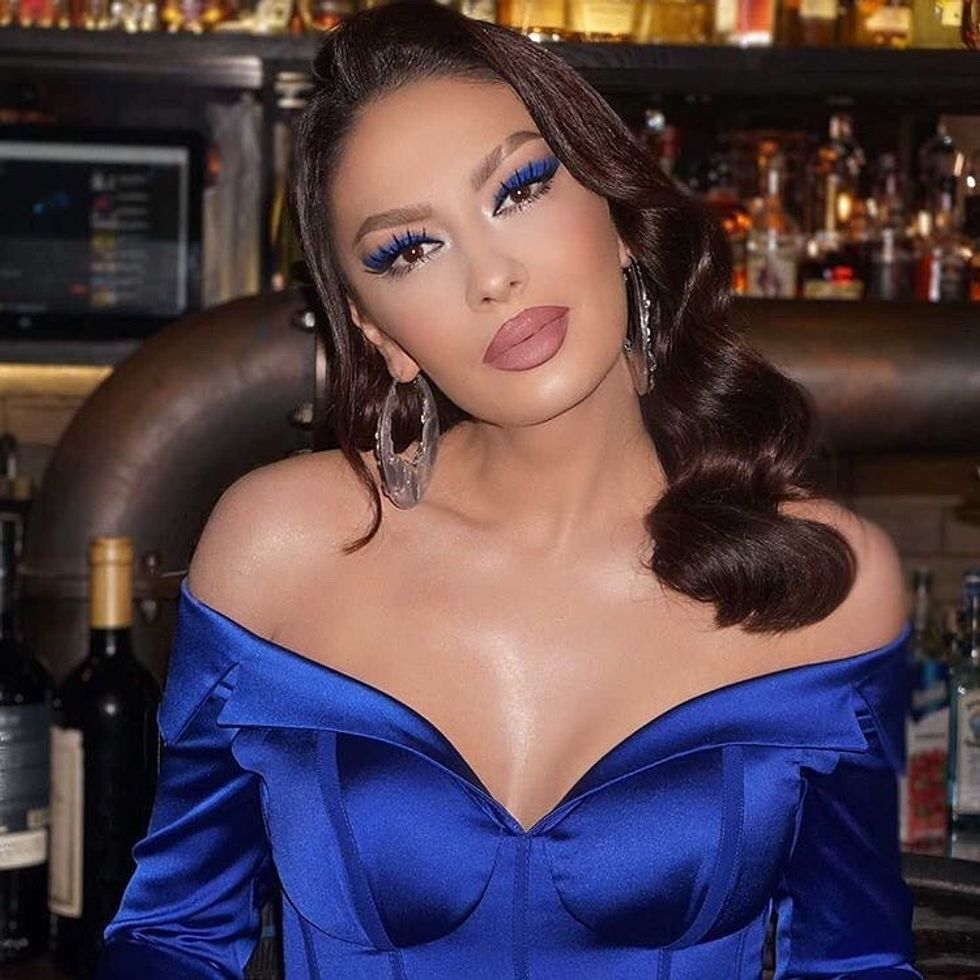 adelinaofficiel 12383614910037719801238797250843225065282110n