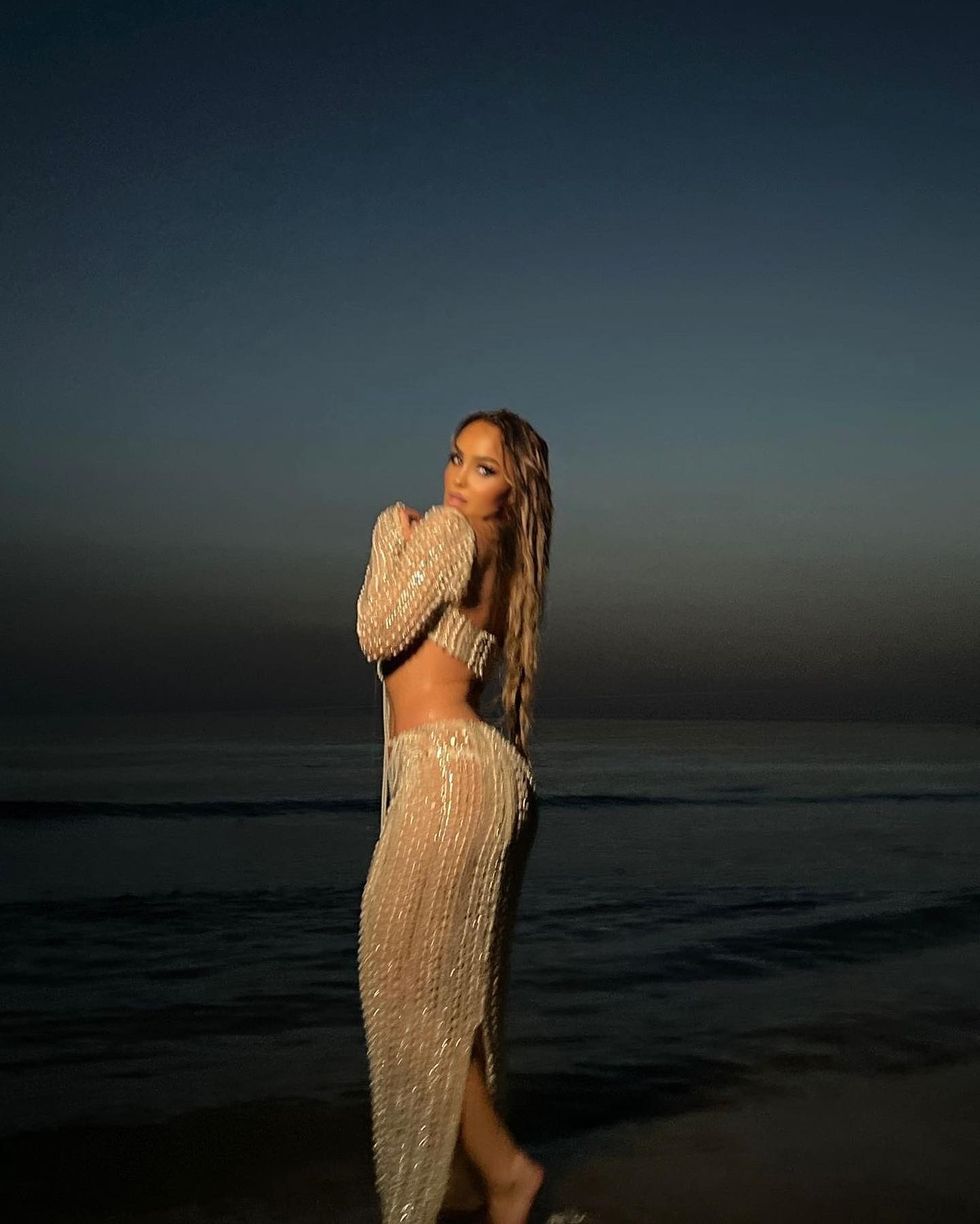 adelinnaberisha 1720292271 3406380926112936769 204240099