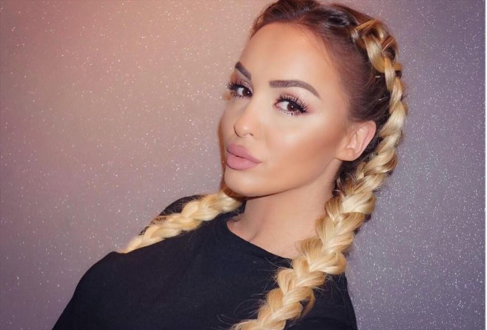 adelinnaberisha 30 12 2017 22 24 4 20