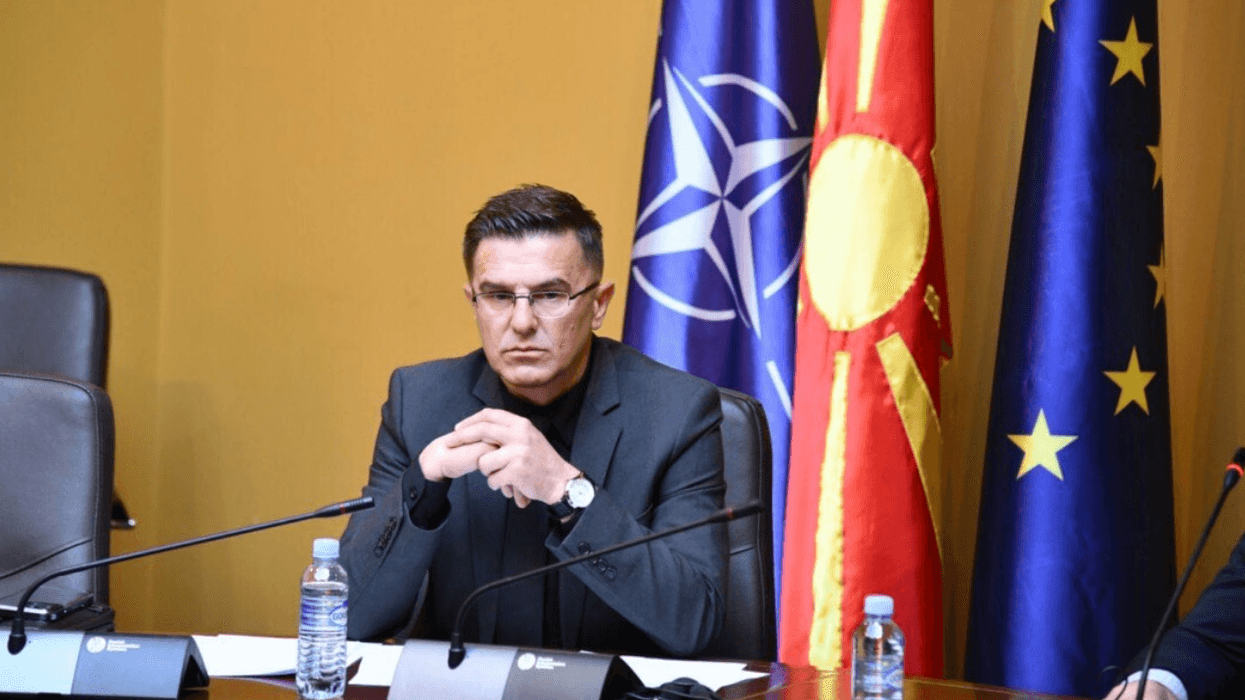 Shabani: 10 punësime të reja në Ministrinë e Mbrojtjes, rritet përfaqësimi i shqiptarëve Shabani: 10 punësime të reja në Ministrinë e Mbrojtjes, rritet përfaqësimi i shqiptarëve