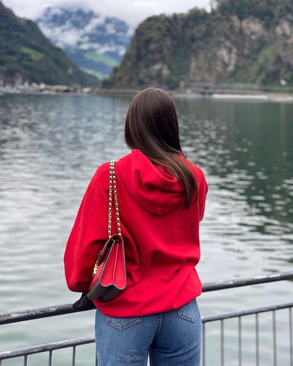 adroladushi 242367179 389088082577010 3495285217010191316 n