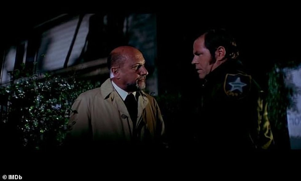 Ai u bë një nga interpretuesit më të rregullt të Carpenter, duke u shfaqur në vitet 1980 The Fog dhe 1981 Escape From New York dhe duke u kthyer si Brackett në Halloween II.