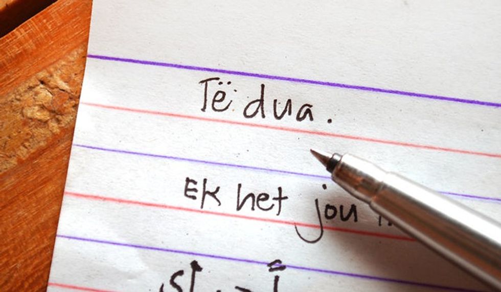 aid680176-728px-Write--I-Love-You--in-Different-Languages-Step-1