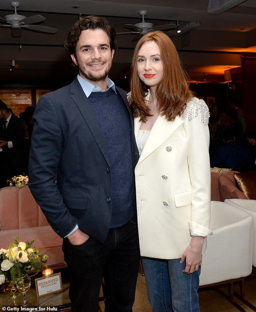 Ajo është në pritje të fëmijës së saj të parë me bashkëshortin Nick Kocher, i cili u martua në maj 2022 në Castle Toward pranë Dunoon në Argyll.