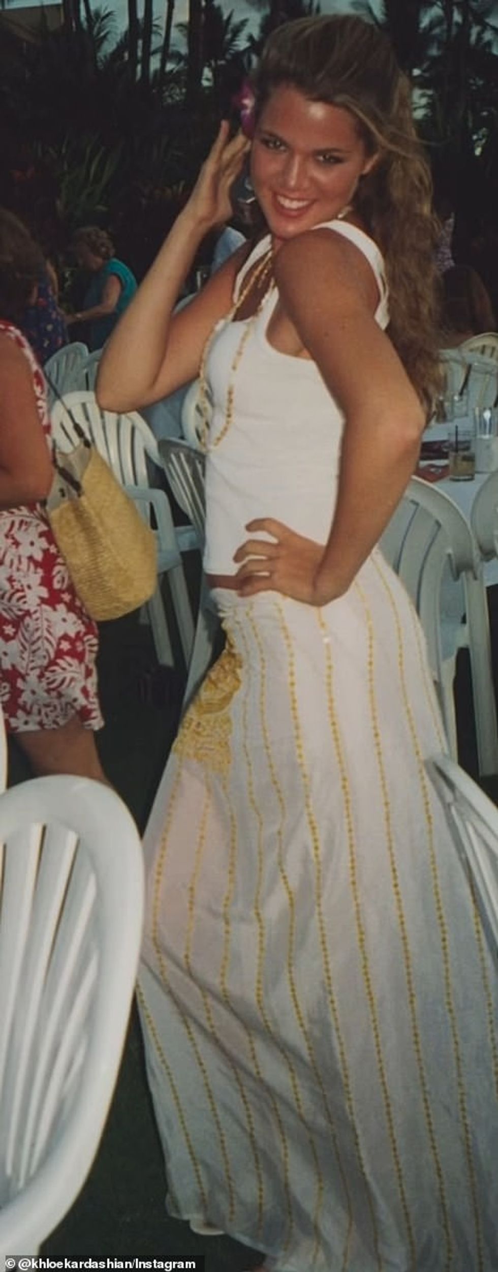 Ajo është në të 20-at