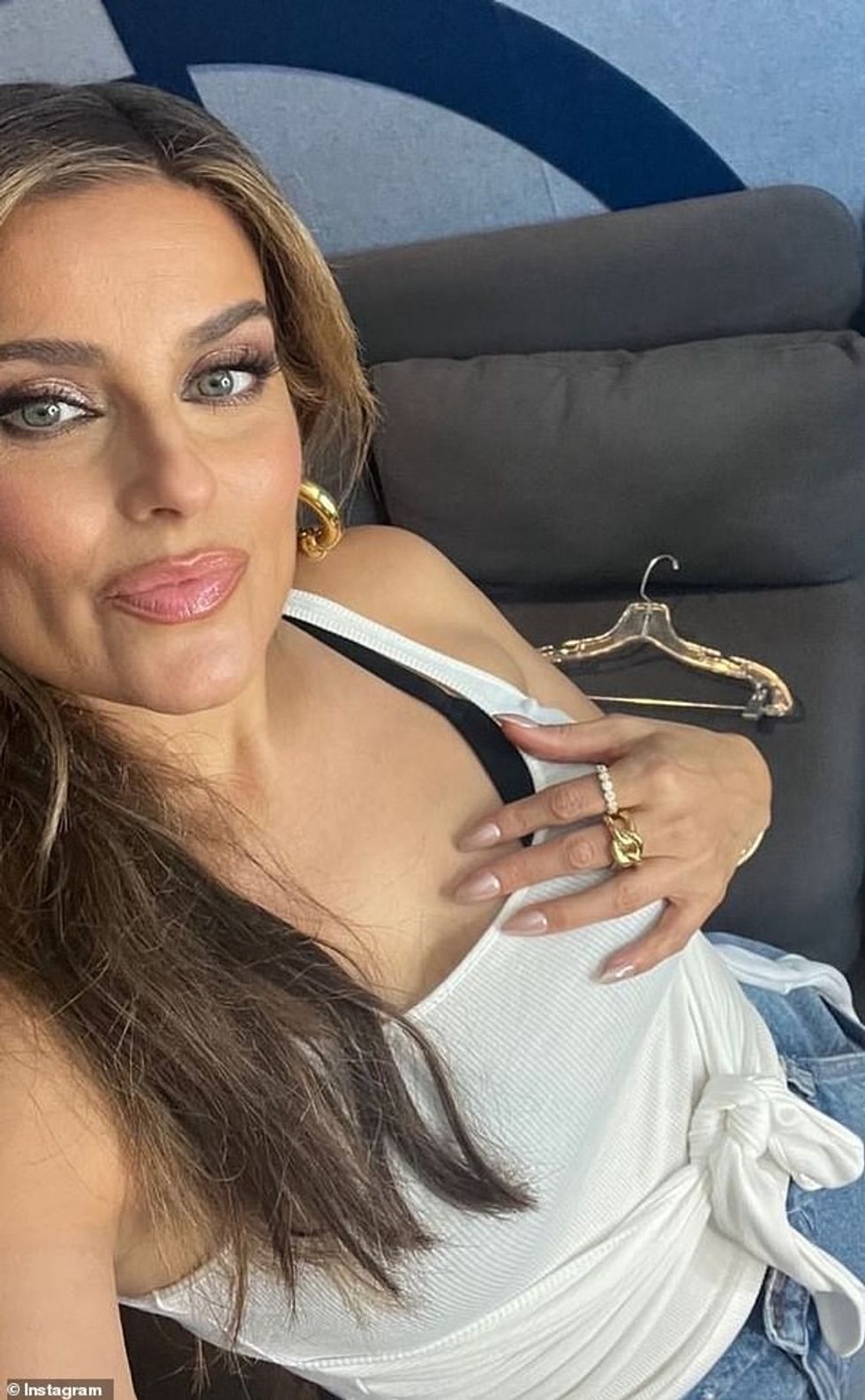 Ajo gjithashtu u tregua e sinqertë për procesin e krijimit të albumit të saj të shtatë në studio, i cili zgjati katër vjet - dhe gjithashtu zbuloi se kishte krijuar një '400-500 pjesë muzikore' gjatë asaj periudhe kohore.