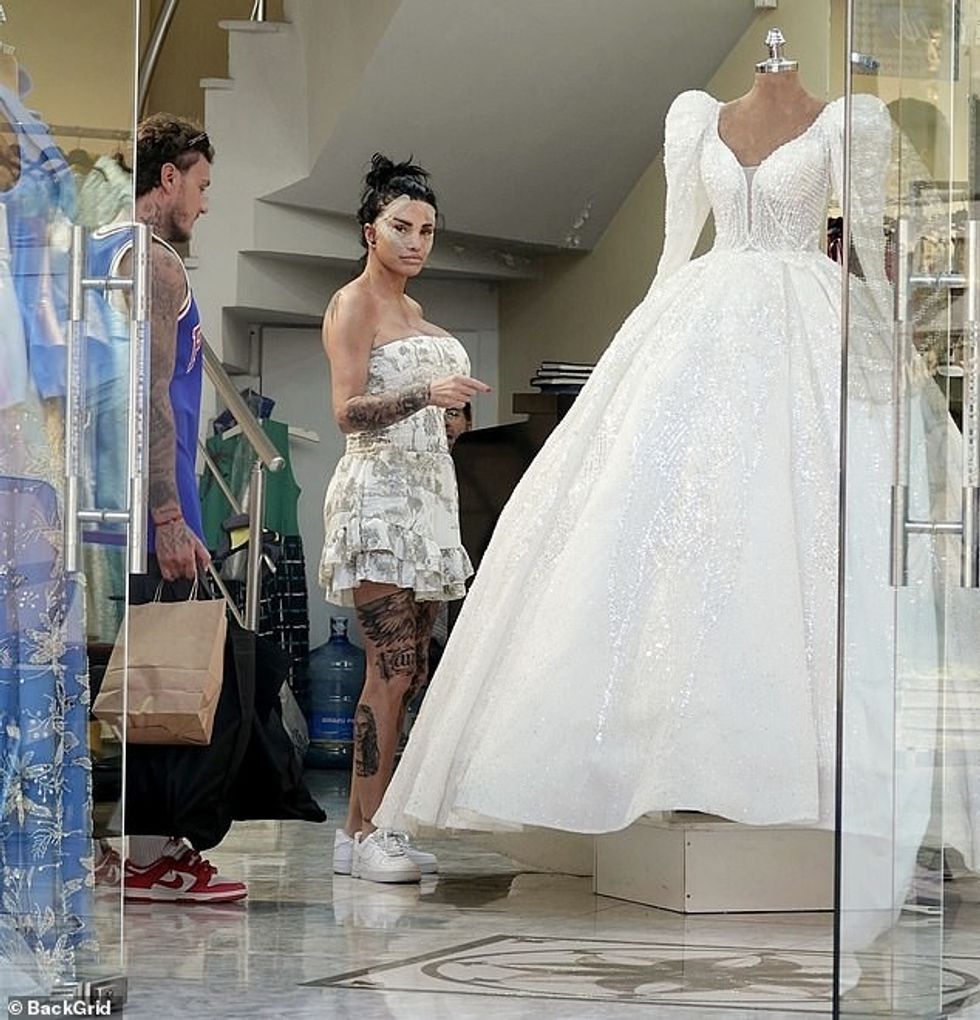 Ajo ka qenë e fejuar me partnerët e mëparshëm Warren Furman (1996), Scott Sullivan (2004), Leandro Penna (2012), Kris Boyson (2018) dhe Carl Woods (2021)