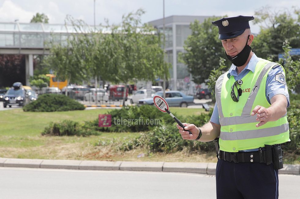 Aksion i policise se trafikut komunikacionit per kundervajtje foto Ridvan Slivova 42