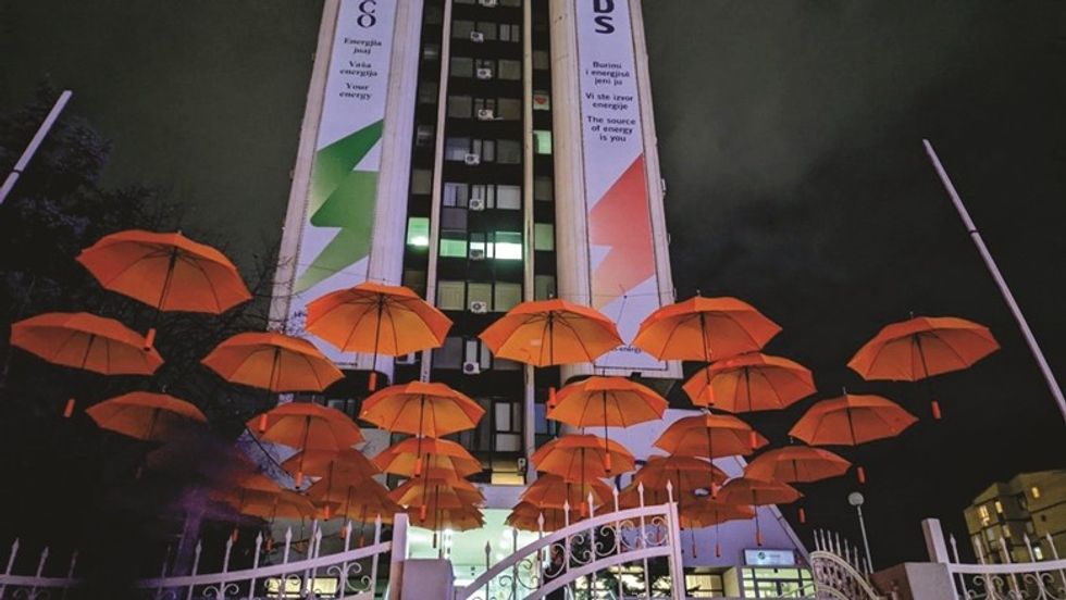 Aktiviteti kunder dhunes me baza gjinore.