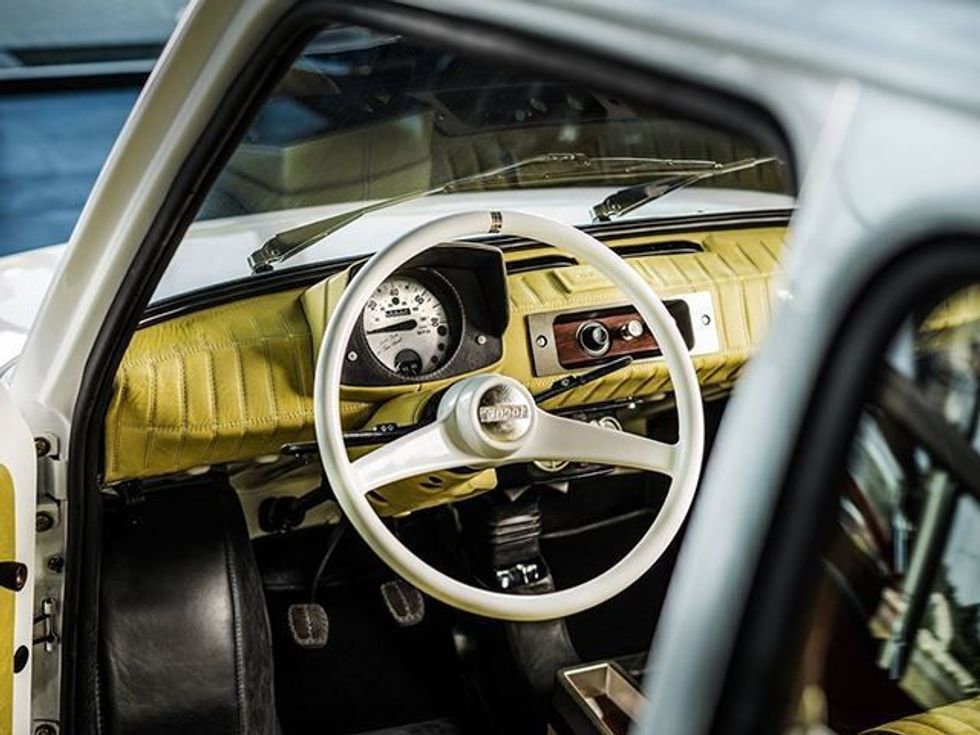 Aktori famshëm mahitet me Fiat 126P do tia bejne dhurate nga Polonia foto 4