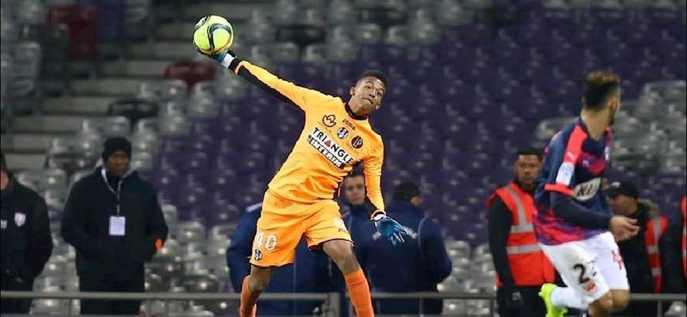 Alban Lafont 3