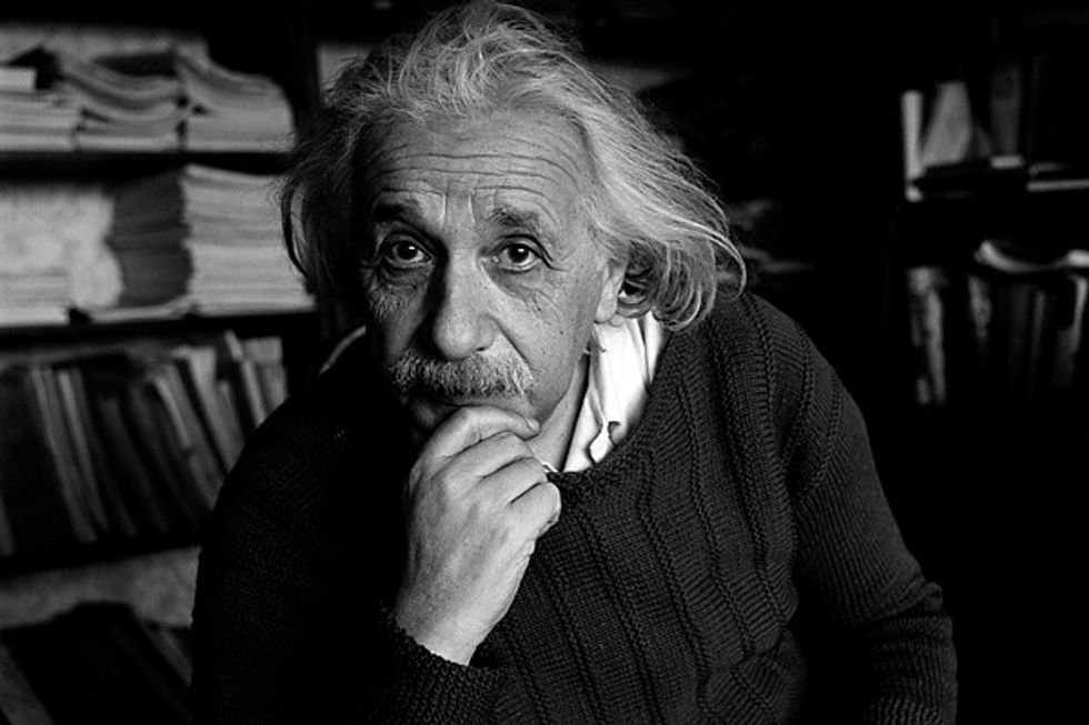 albert einstein thinking minds net @2x