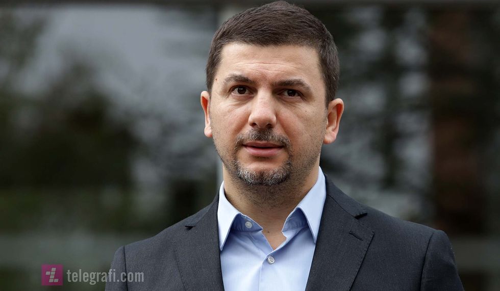 Albin Kurti takimi i liderve te partive situata me pandemine Covid 19 Memli Krasniqi foto Ridvan Slivova 6 e1673955740646