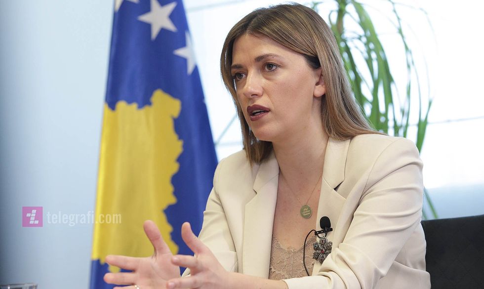 Albulena Haxhiu interviste foto Ridvan Slivova 14 e1648218433728