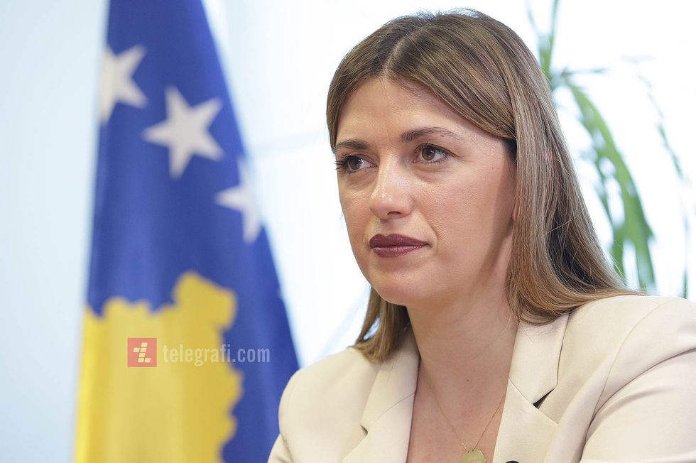 Albulena Haxhiu interviste foto Ridvan Slivova 22
