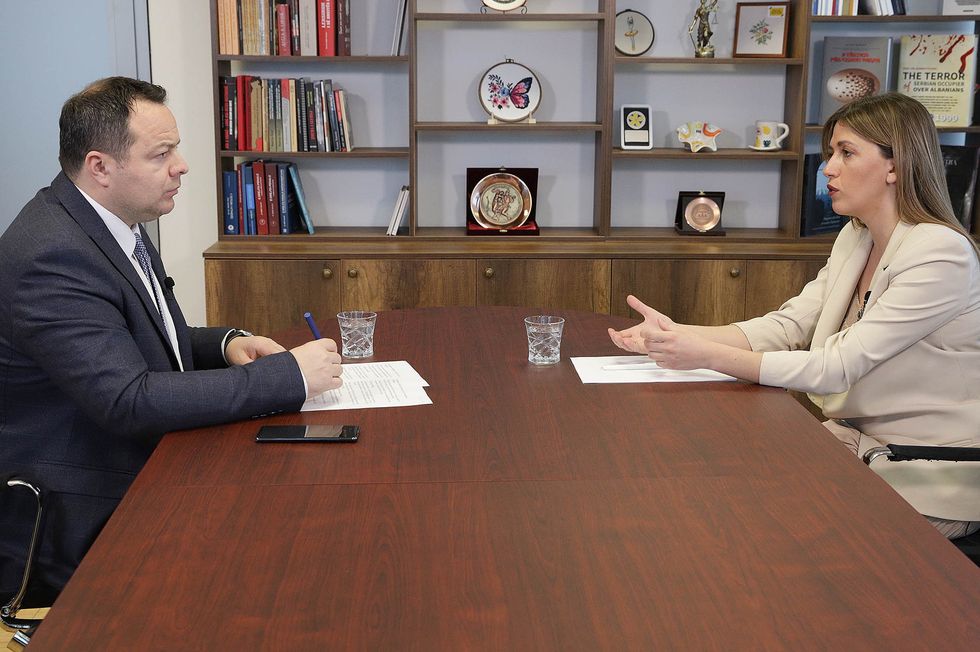 Albulena Haxhiu interviste foto Ridvan Slivova 5