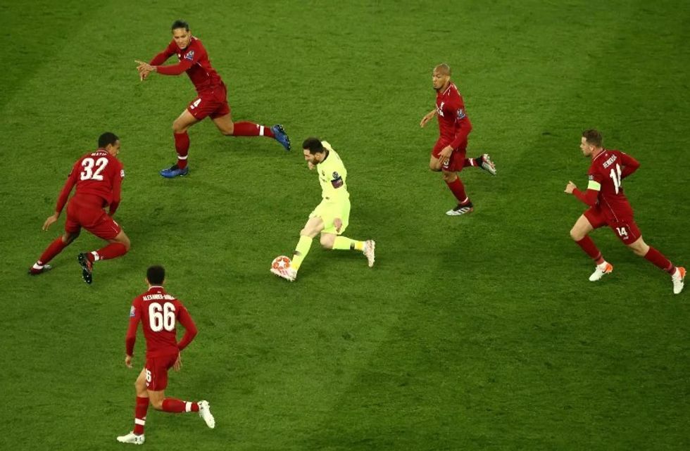 alexander arnold messi