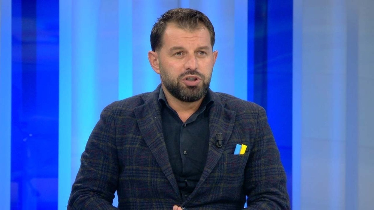 E ke vendin në xhami!