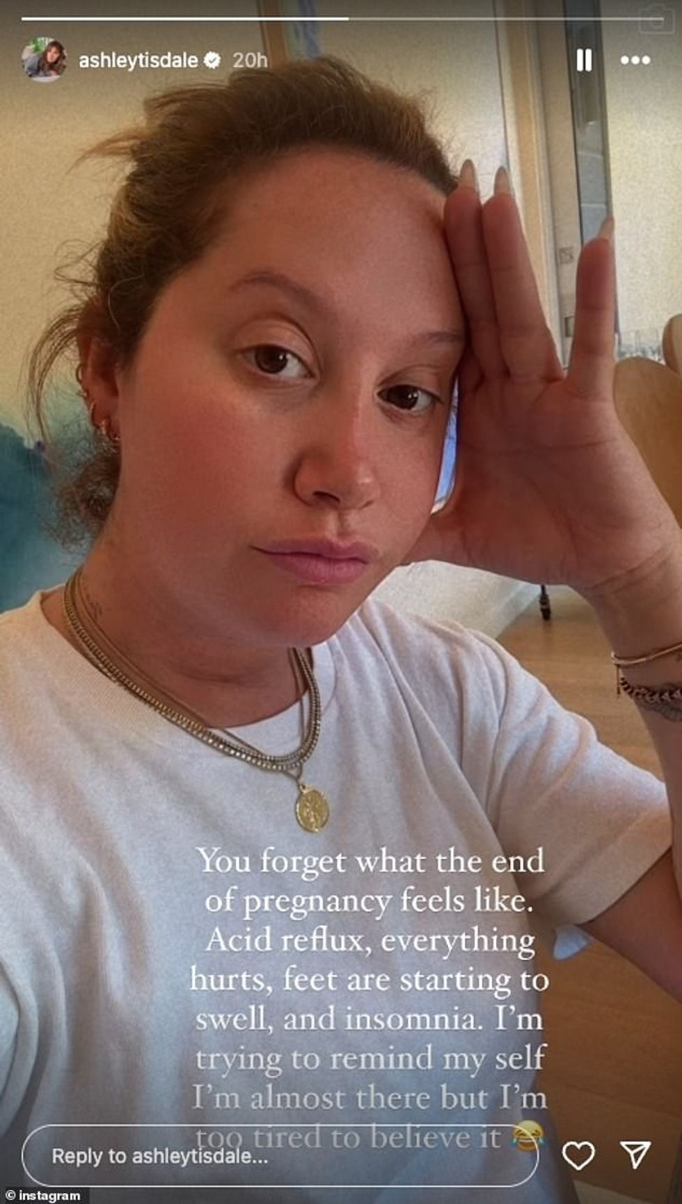 Alumja e Disney Channel ndau gjithashtu një moment të vërtetë të shtatzënisë në fazën e vonë në Stories e saj në Instagram