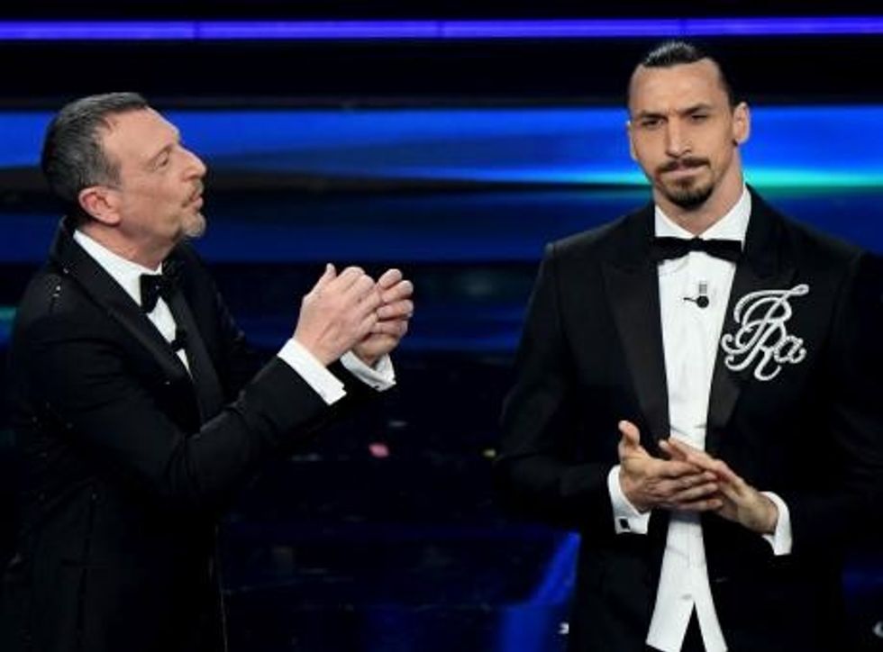 amadeus.ibrahimovic.sanremo2021.applauso.ANSA .