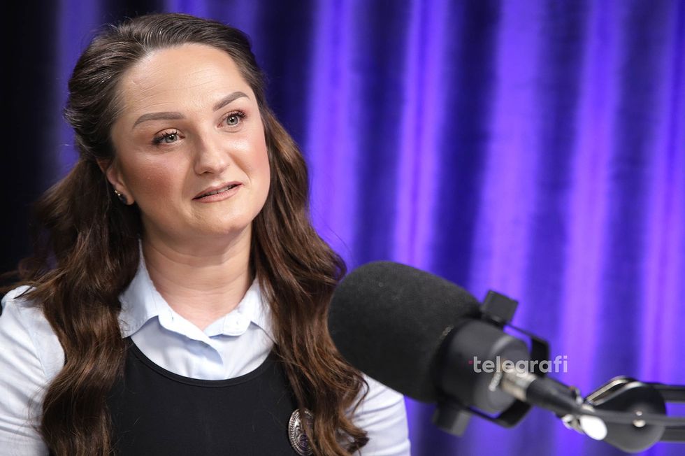 Amantina Pervizaj Kelmendi DrSc Neuroshkence Kognitive dhe Gjuhesi podcast interviste foto Ridvan Slivova 6