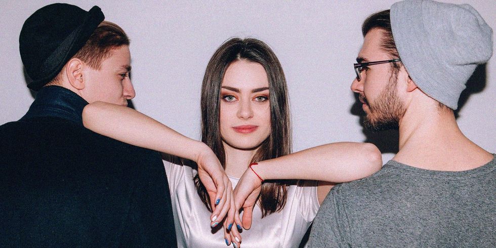 amare due persone contemporaneamente e possibile 1582628824