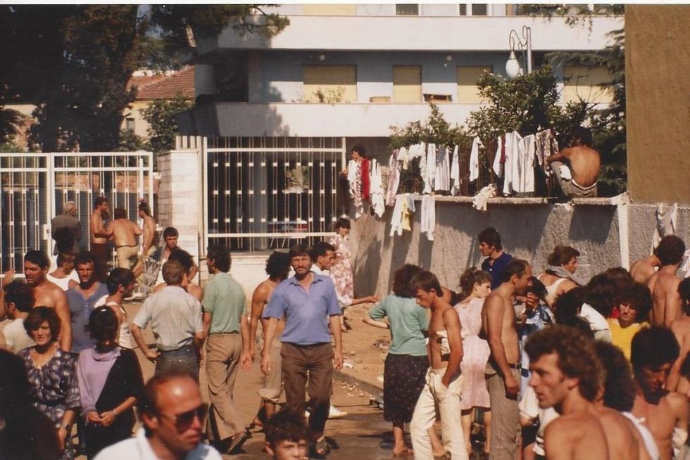 ambasada gjermane 1990 d