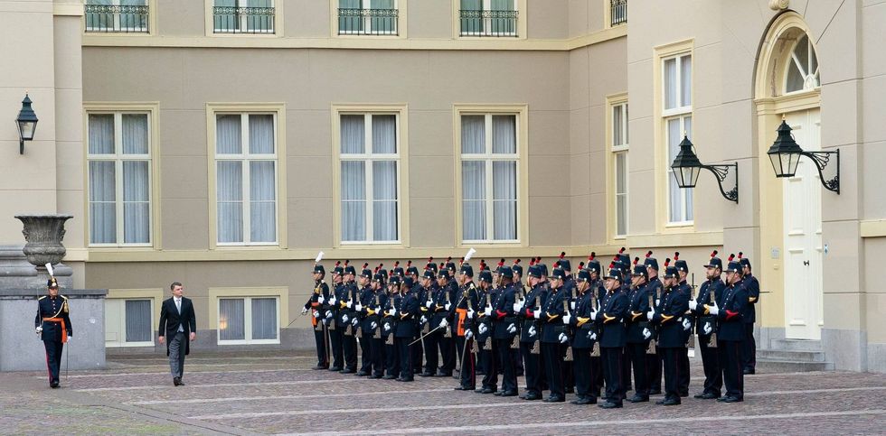 Ambasadori Greiçevci dorëzon Letrat Kredenciale Mbretit të Holandës Willem Alexander 06