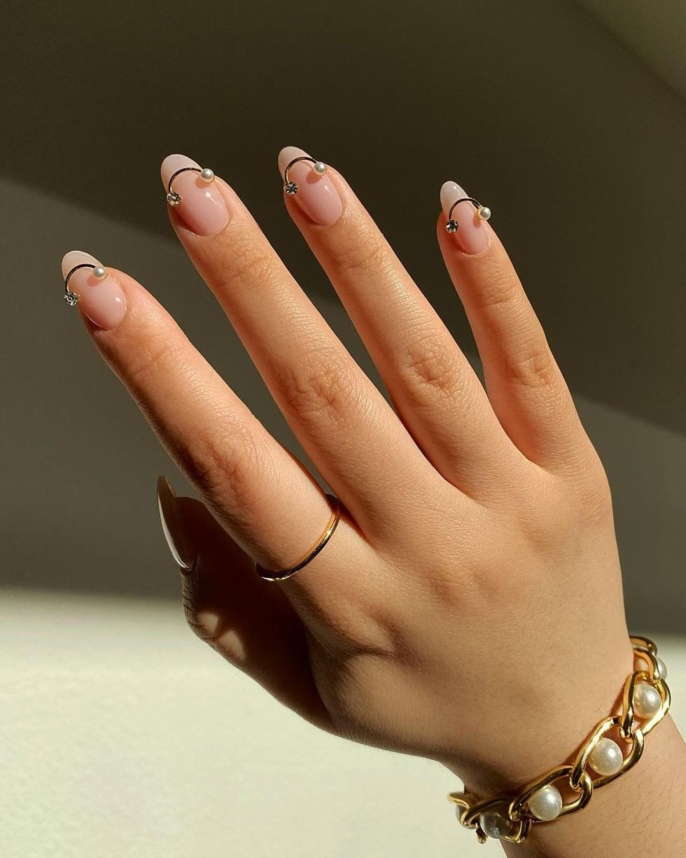 amyle.nails 969713217639757410886441474687366578559781n