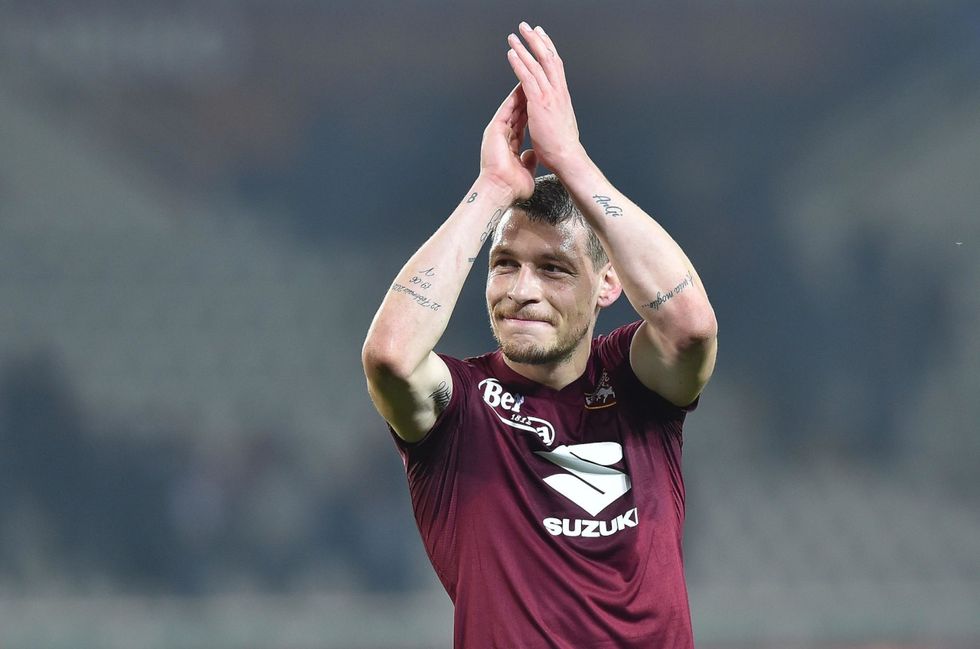 Andrea Belotti applaud