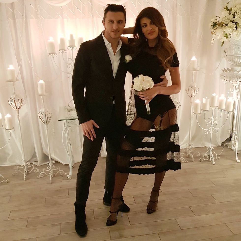 angela martini 12 12 2017 22 0 52 480