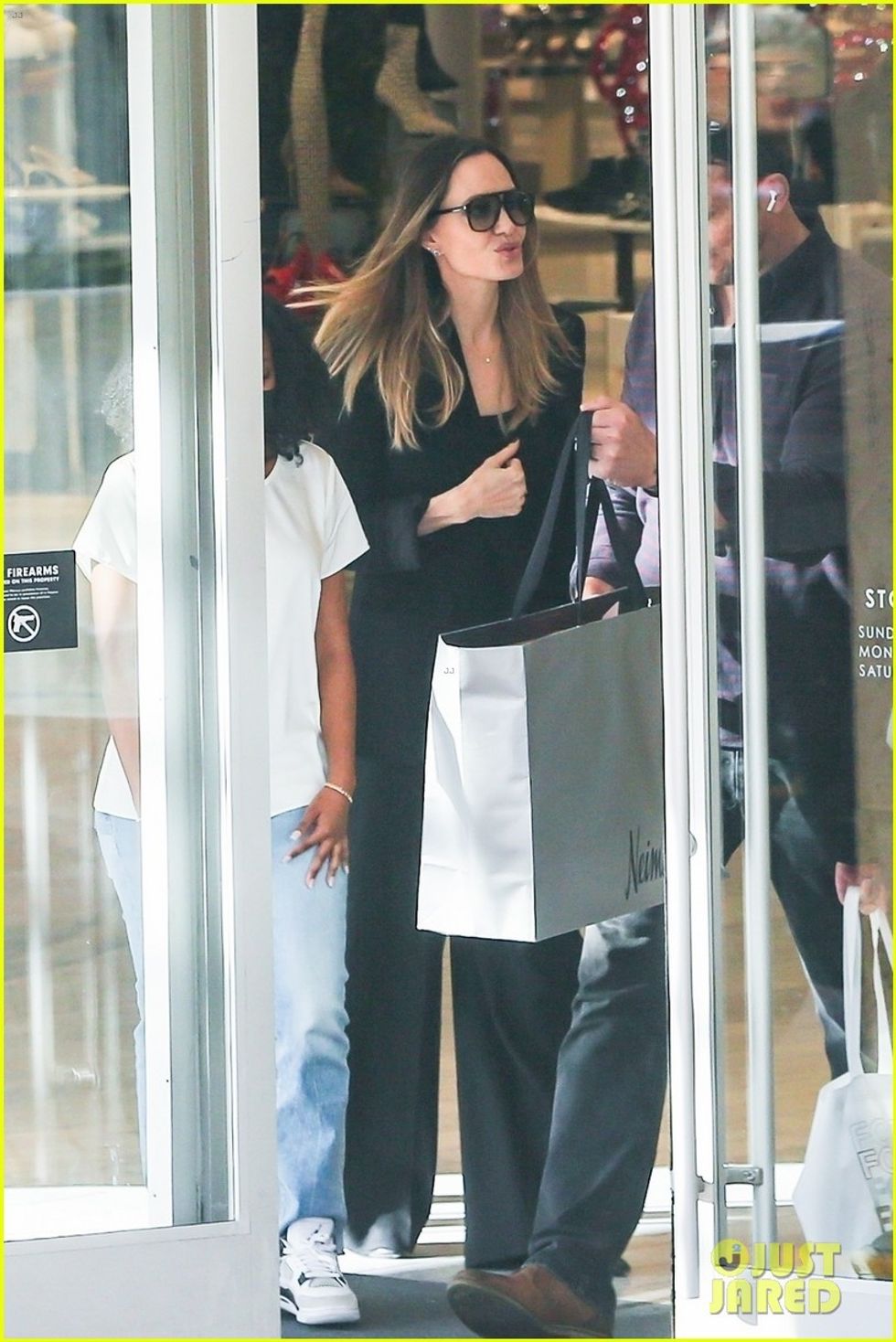 angelina jolie zahara jolie shopping bev hills06