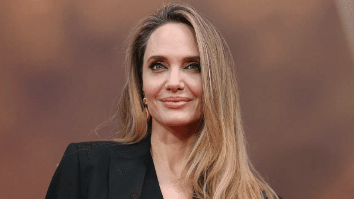 Angelina Jolie përgatitet për një kapitull të ri në jetë - mendon largimin nga Los Angeles Angelina Jolie përgatitet për një kapitull të ri në jetë - mendon largimin nga Los Angeles
