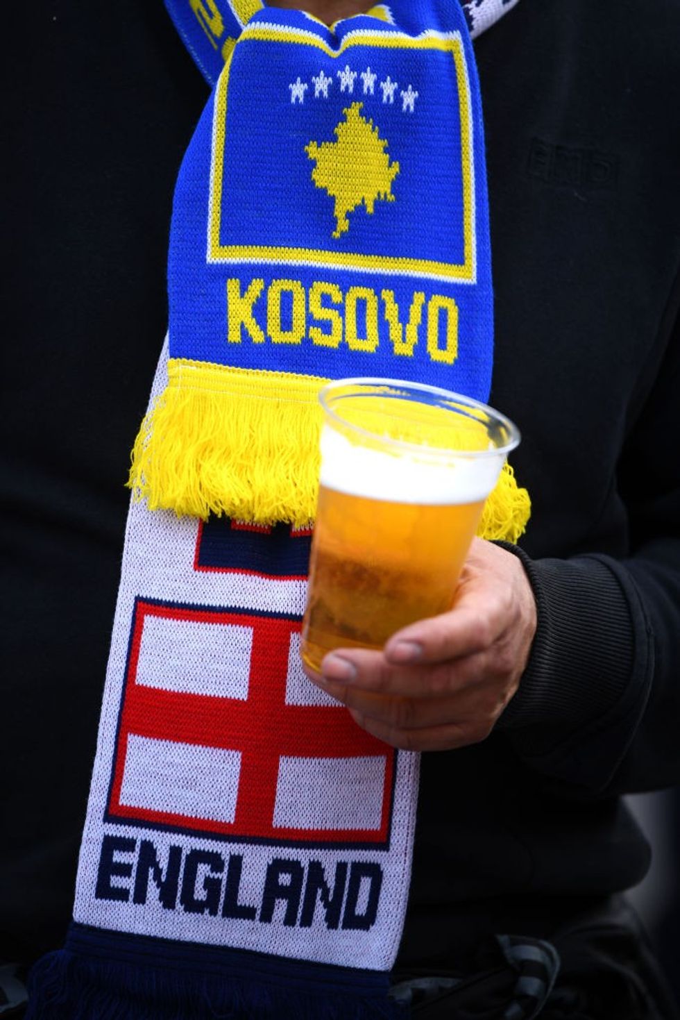 AngliKosovetifozet 7