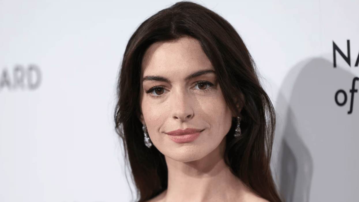 Në të 30-at, Anne Hathaway zbulon se ishte pothuajse e verbër në njërin sy