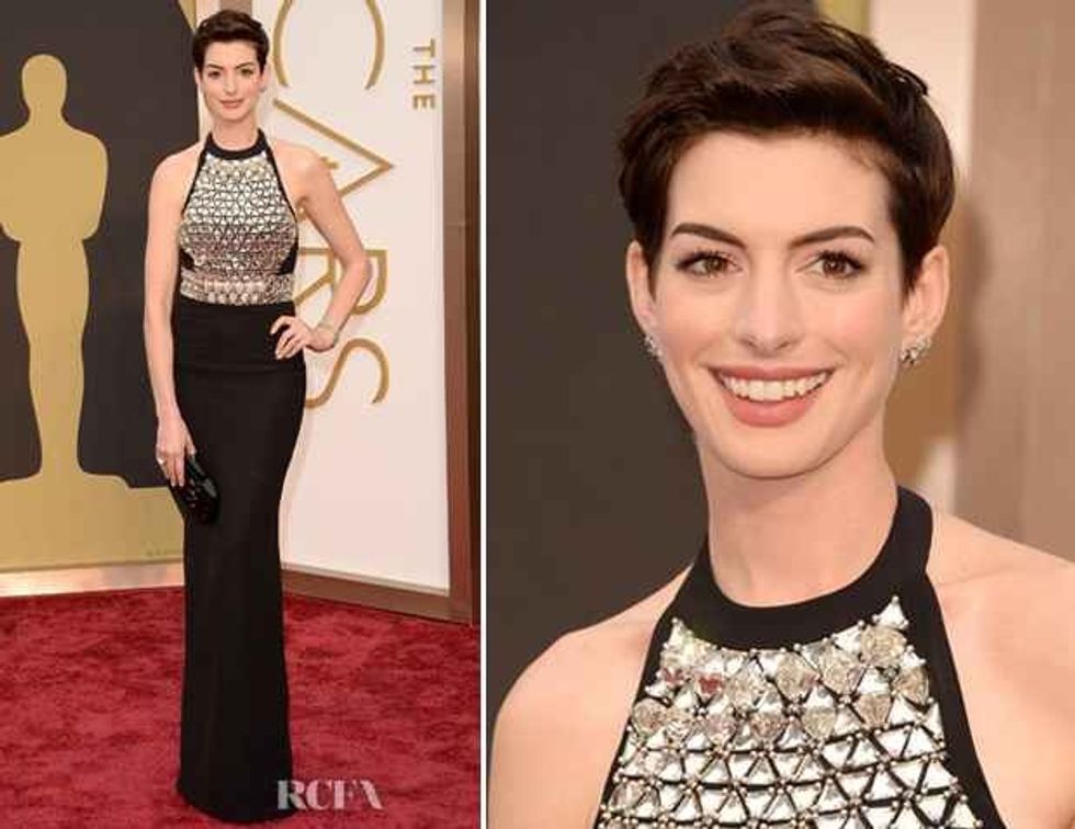 AnneHathawayInGucciOscars2014