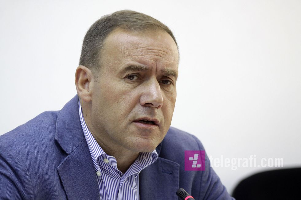 Anton Berisha para Komisioni Hetimor Parlamentar per PTK dhe Vala foto Ridvan Slivova 12