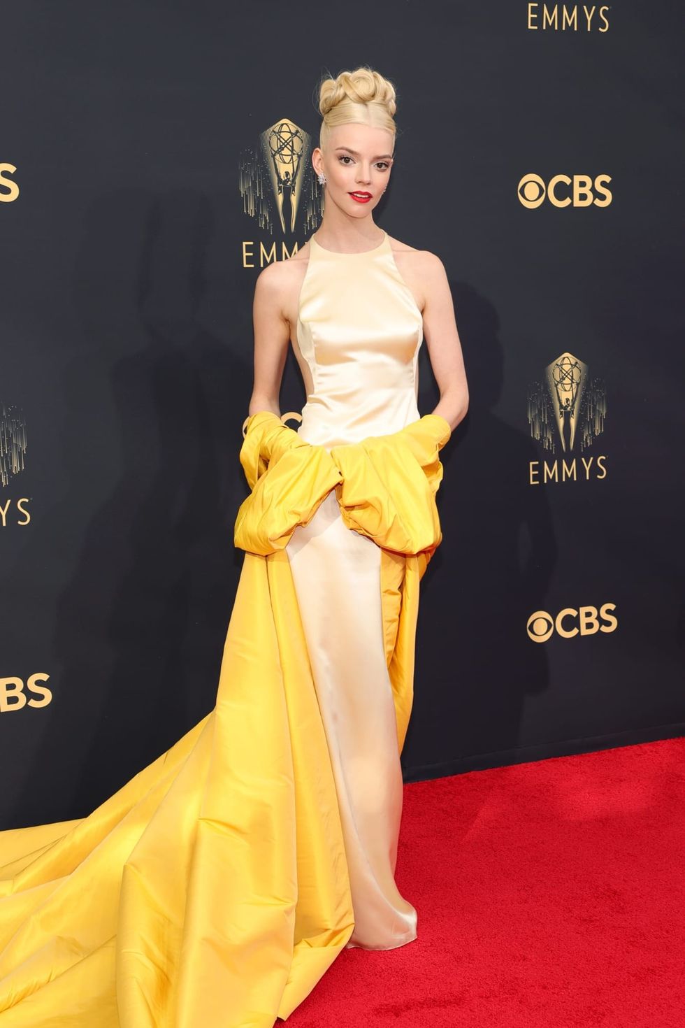 anya taylor joy best dressed celebrities 2021 2