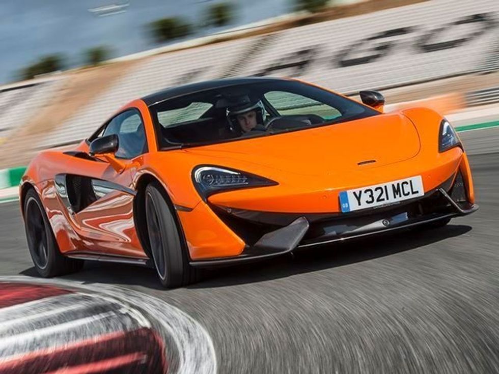 Apple planifikon ta blejë prodhuesin e makinave McLaren foto 3