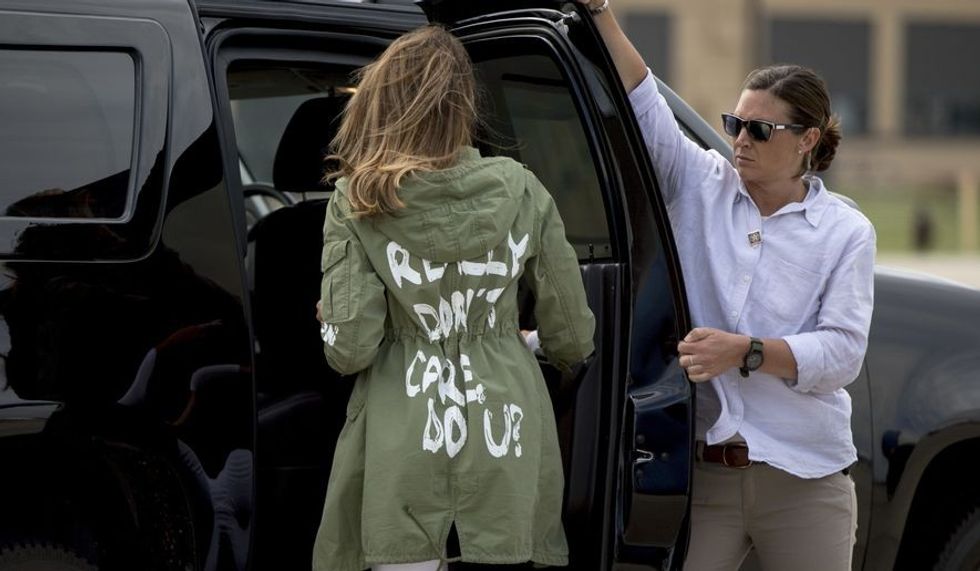 APTOPIX Melania Trump 88803 aba1f c0 162 3867 2416 s