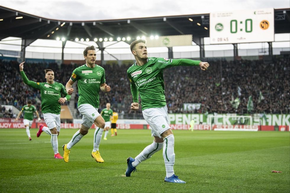 AqIoS0QNqnLBwWYB9VER50