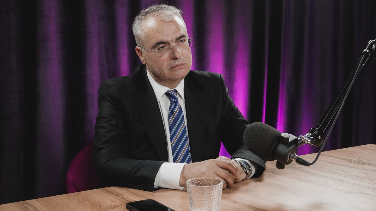 Fetoshi: Serbia synon ta minojë demokracinë në Kosovë dhe ta kontrollojë votën e serbëve përmes Listës Serbe Fetoshi: Serbia synon ta minojë demokracinë në Kosovë dhe ta kontrollojë votën e serbëve përmes Listës Serbe
