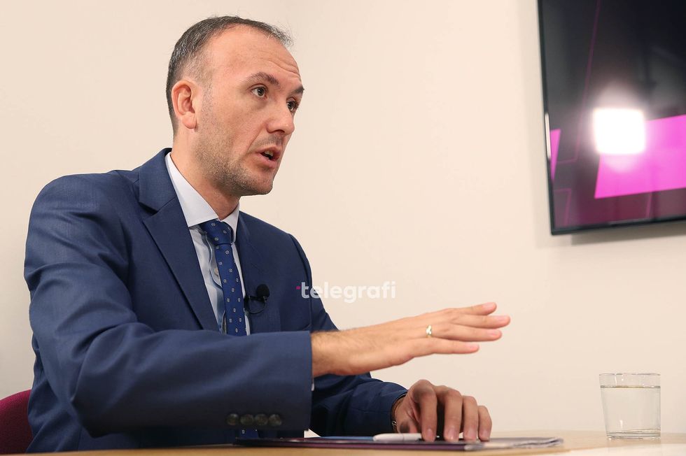 Arben Mustafa interviste foto Ridvan Slivova 12 1