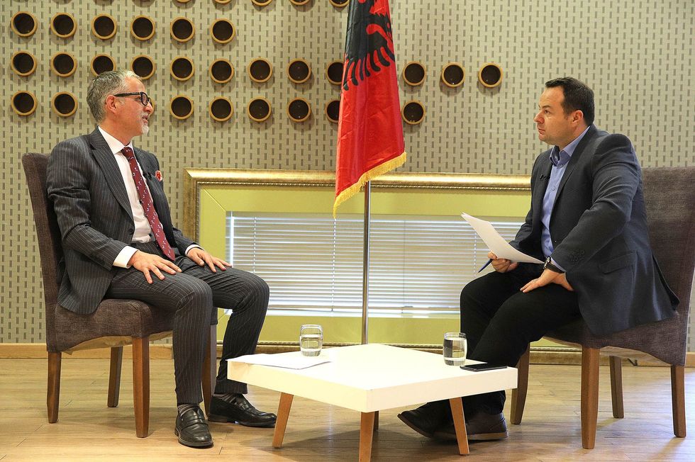 Arben Vitia Interviste foto Ridvan Slivova 2