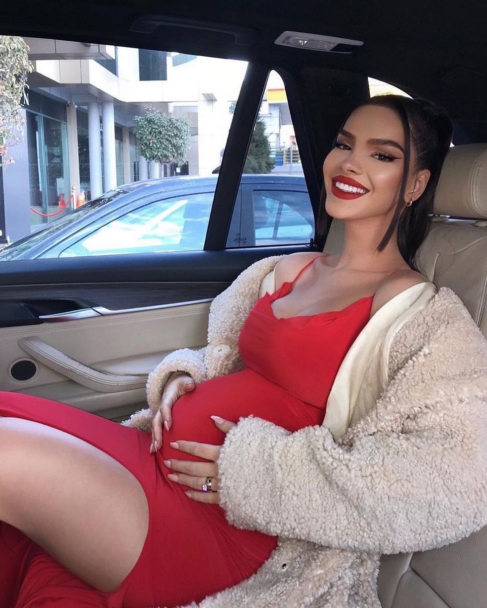 arbenitalsmajli 15246368542991737367645645162581164547166294n