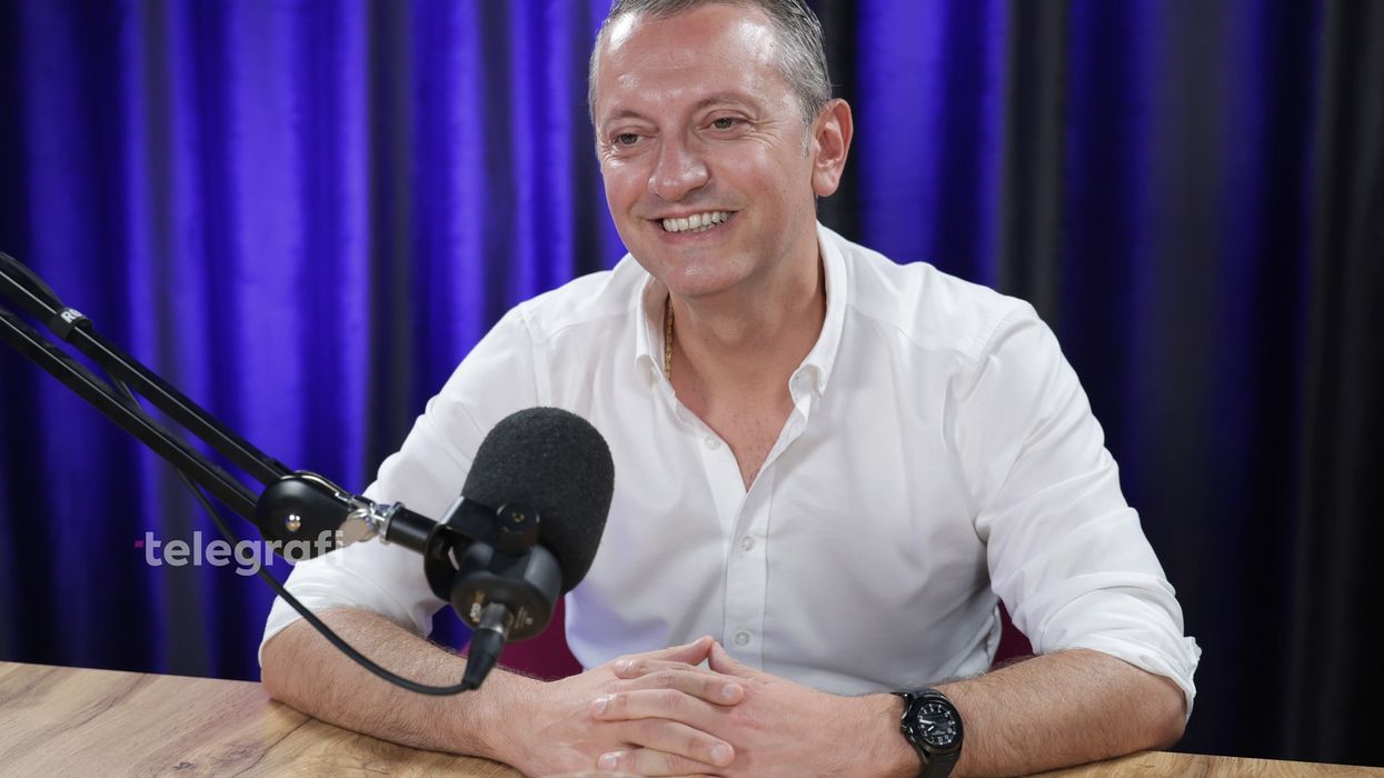 Ardian Hoxha në “Telegrafi për Biznes”: Nga historia e ASK-së tek dija, biznesi dhe suksesi Ardian Hoxha në “Telegrafi për Biznes”: Nga historia e ASK-së tek dija, biznesi dhe suksesi