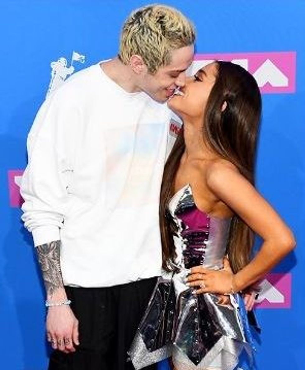 ariana grande1 e1539942976943